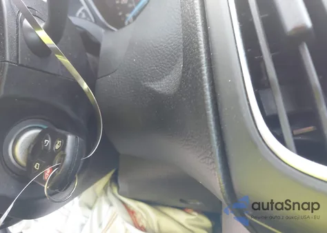 2018 Ford Focus Sel z USA, uszkodzony, nr VIN 1FADP3M26JL300982